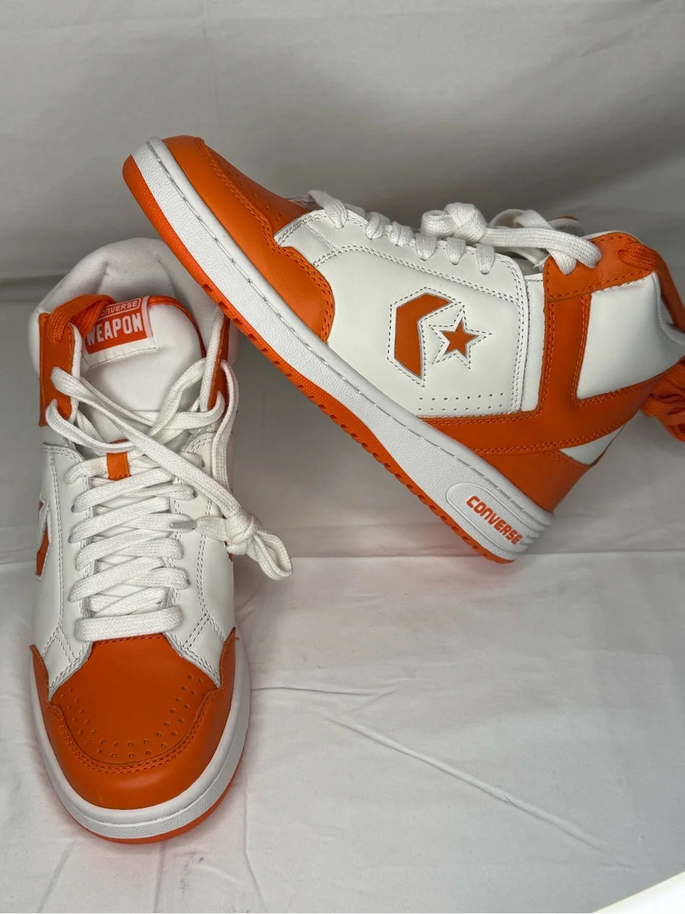 Converse weapon White and Orange Low-Top Sneakers - Picture 3 of 4